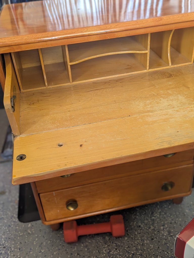 Main image 4