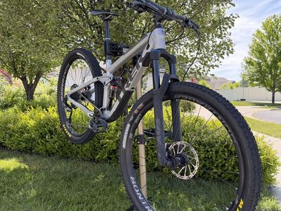 Trek Fuel EX 8 (small)