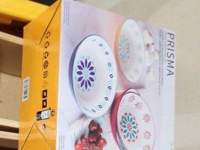PRISMA Floral Dinner Plates (Set of 4) - New in Box, Colorful Dinnerware