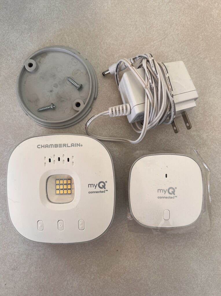 CHAMBERLAIN Smart Garage Control