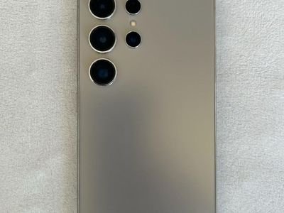 Samsung Galaxy S24 Ultra – 256GB – Titanium Gray – Factory Unlocked