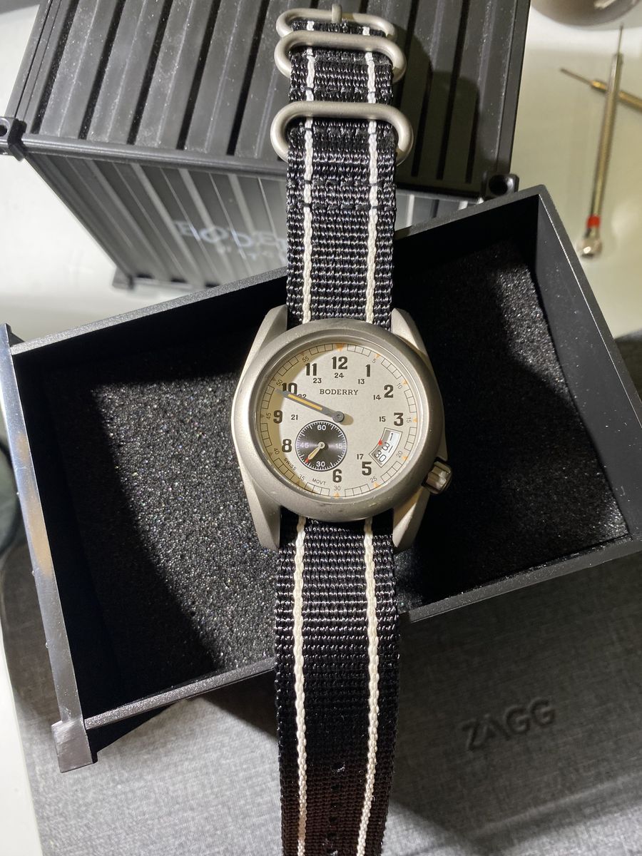 Boderry Voyager 38 Field Watch (titanium)