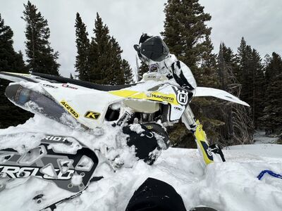 Husqvarna FC 450 w/ gen 2 Timbersled Riot 3 S kit