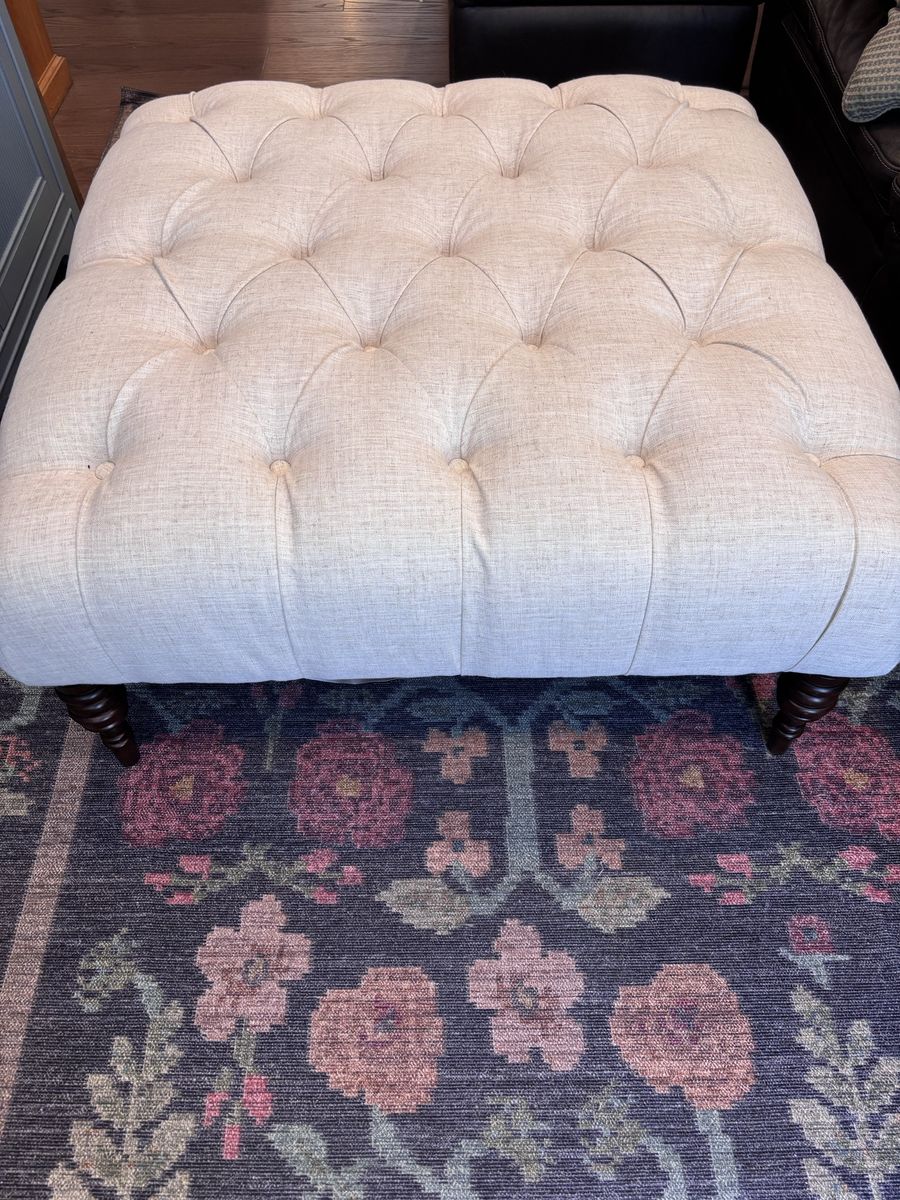 Gorgeous Tufted Linen Ottoman/Coffee Table