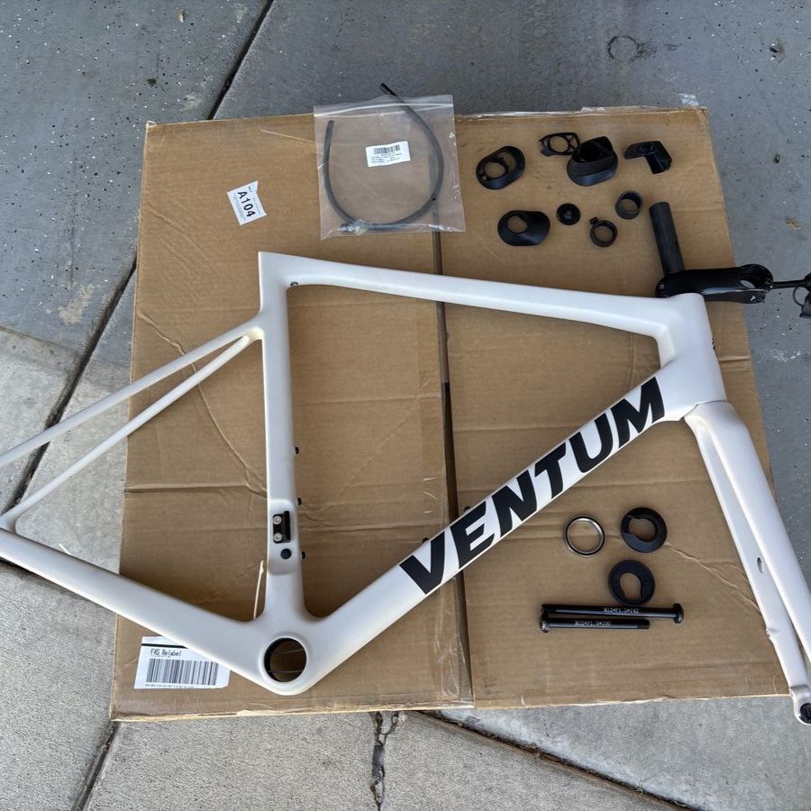 Ventum Full Carbon NS1 MD/LRG Frameset NEW