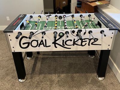 Original Owner played less then a dozen times.