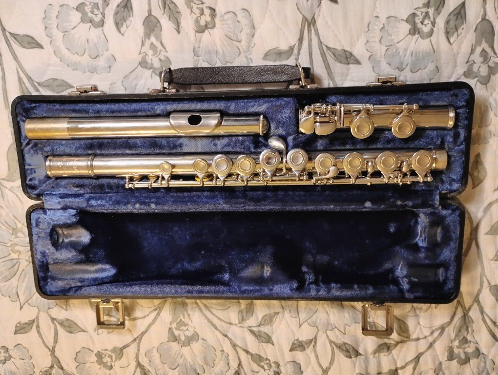 Main image 8
