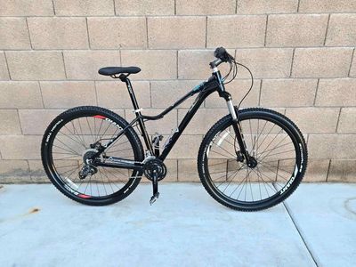 Giant LIV Ramier 29 Mountain Bike Womens Girls