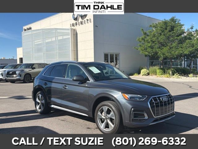 2023 Audi Q5 quattro Premium 40 TFSI