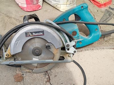Makita Worm Drive saw