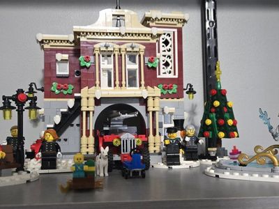 LEGO Creator Expert Winter Village Fire Station 10263 - Retired Set with Minifigures