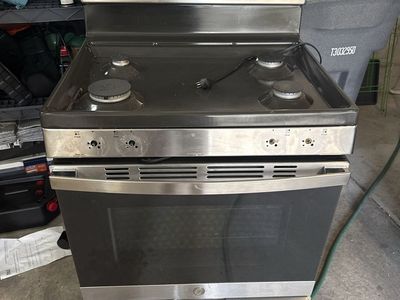 GE Stainless Steel Gas Range Oven - NEEDS Left Front Valve Replaced