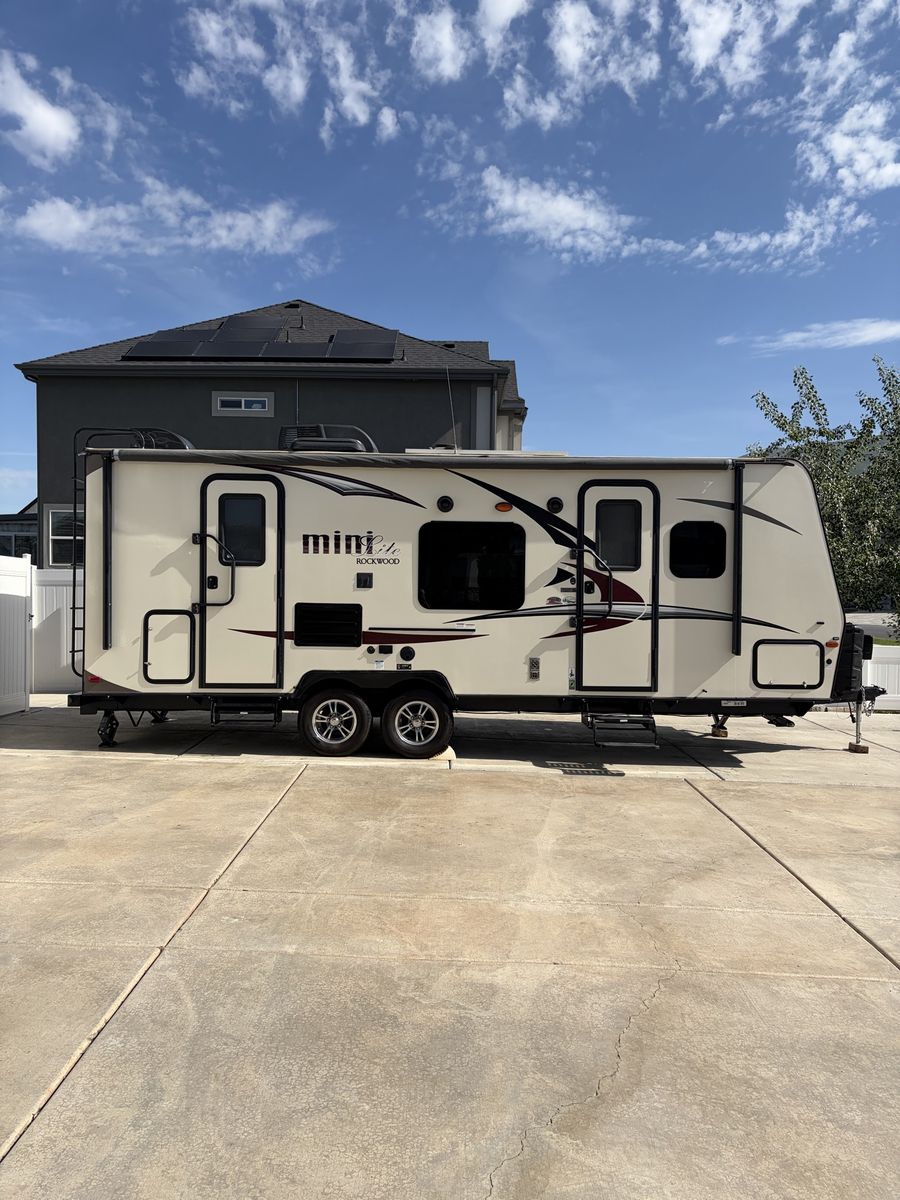 2018 Rockwood travel trailer