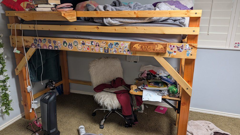 Main image 5