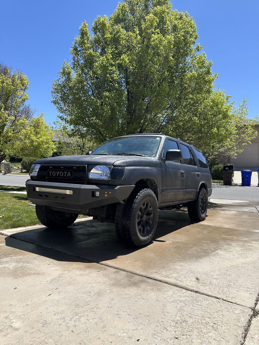 2000 Toyota 4Runner SR5