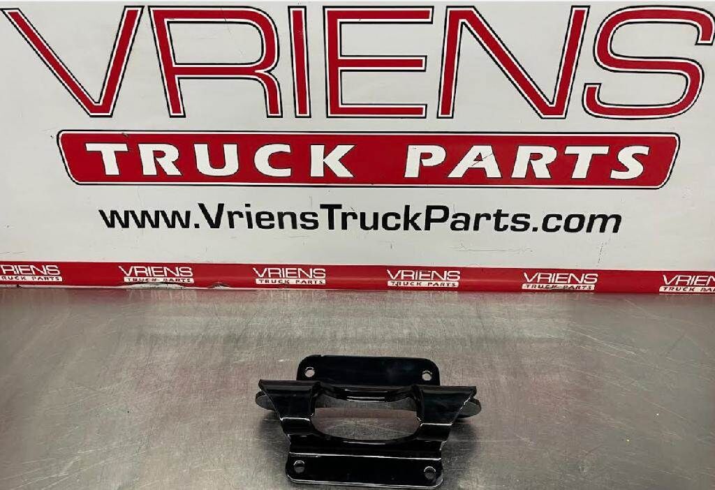 Freightliner Bracket