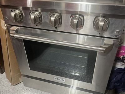 Thor Oven Range (Gas stove and convection oven)