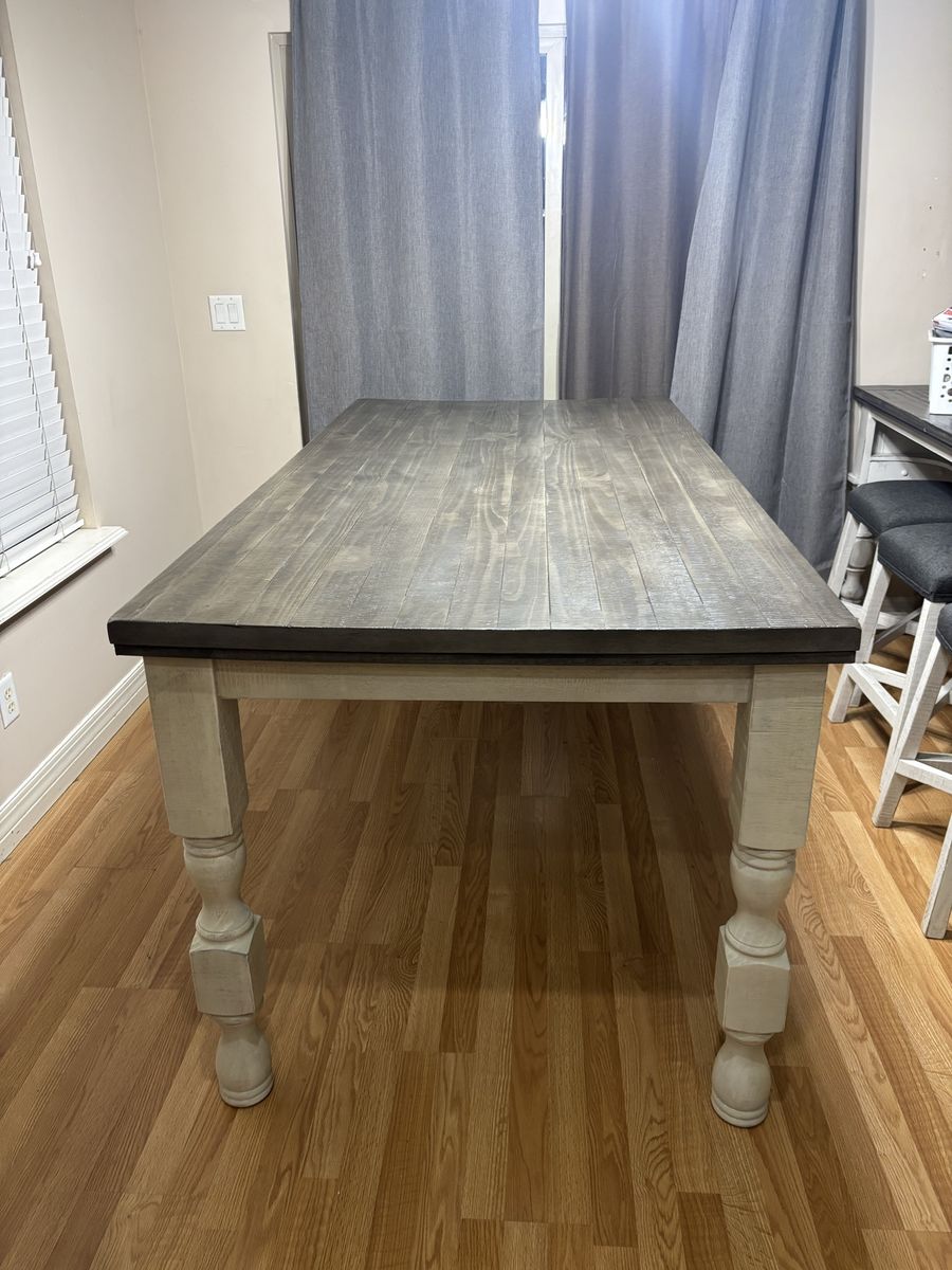 Rustic Farmhouse Style Dining Table - Two-Tone Wood Finish