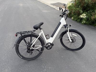Gen3 Stride Electric Bike - White