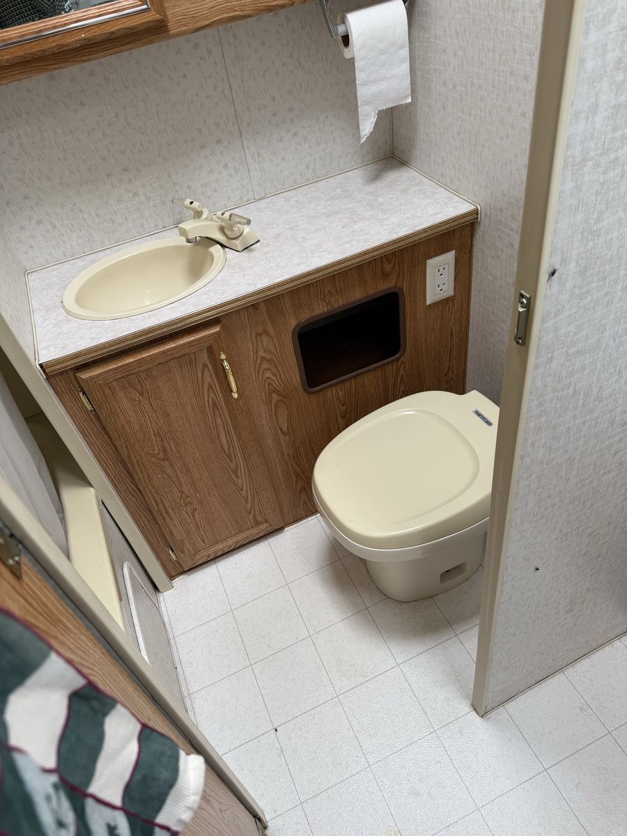 Main image 7