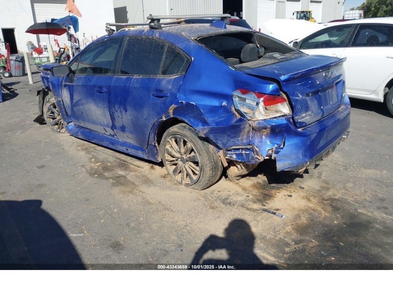 Main image 3