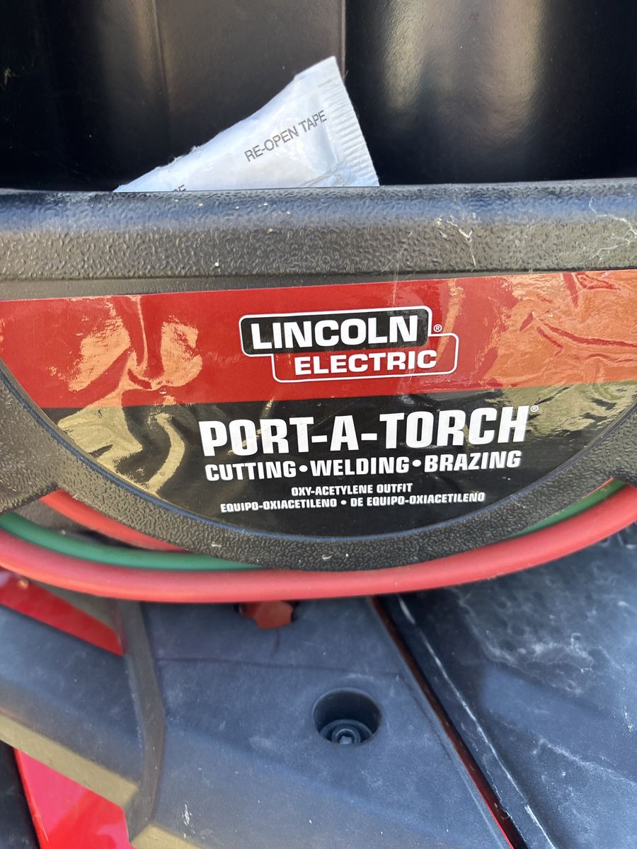 Lincoln Electric Port-A-Torch Oxy-Acetylene Cutting Welding Brazing Outfit