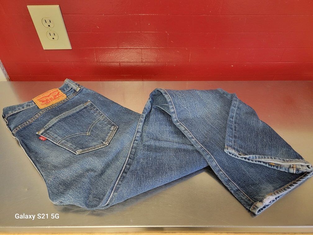 Levis 501 ~ Mens 32x33