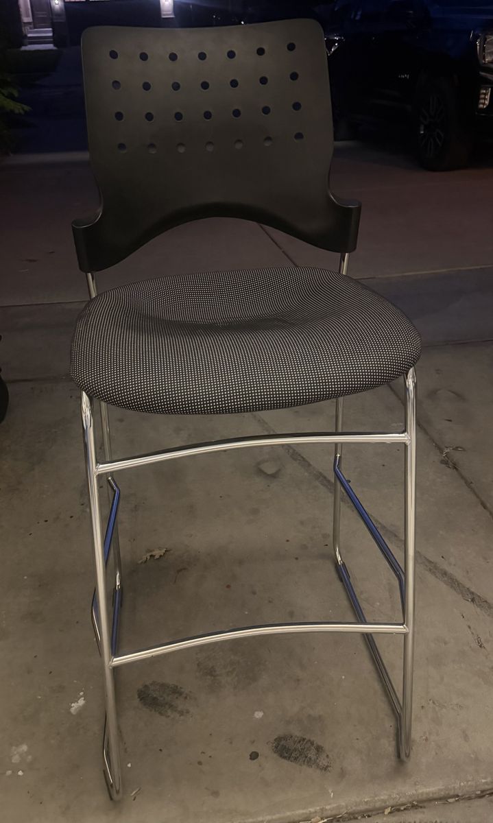Bar Stools (Standard/Tall)