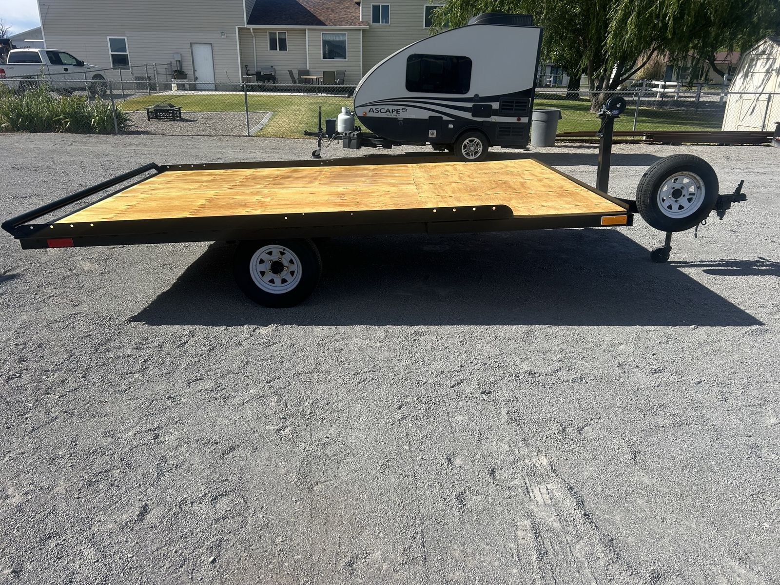 Main image 2