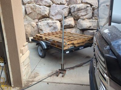 Pallet breaker w\pallets