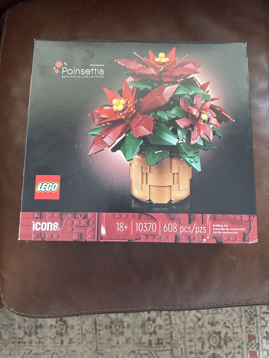 Lego Poinsettia