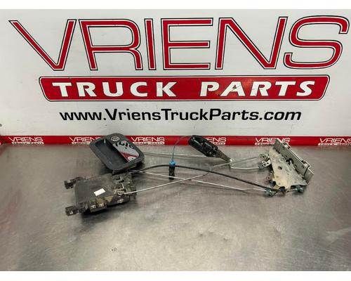Kenworth Right Cab Door Inside Release Handle Assembly with Power Lock Actuator & Latch