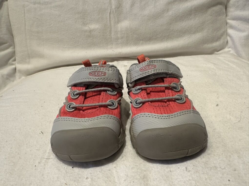 Keen Toddler Size 6 Peach/Gray, Hiking Shoes