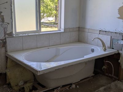 Garden Tub jett jacuzzi tub
