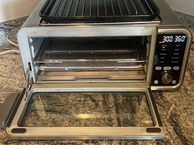 Ninja Foodi 10-in-1 Digital Air Fry Oven Pro - FT205CO - Flip-Away