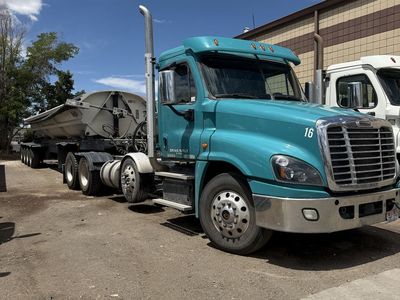 Smithco Super Side Dump Truck Sets - Ready for Work! Frieghtliner, Peterbilt & Kenworths Too