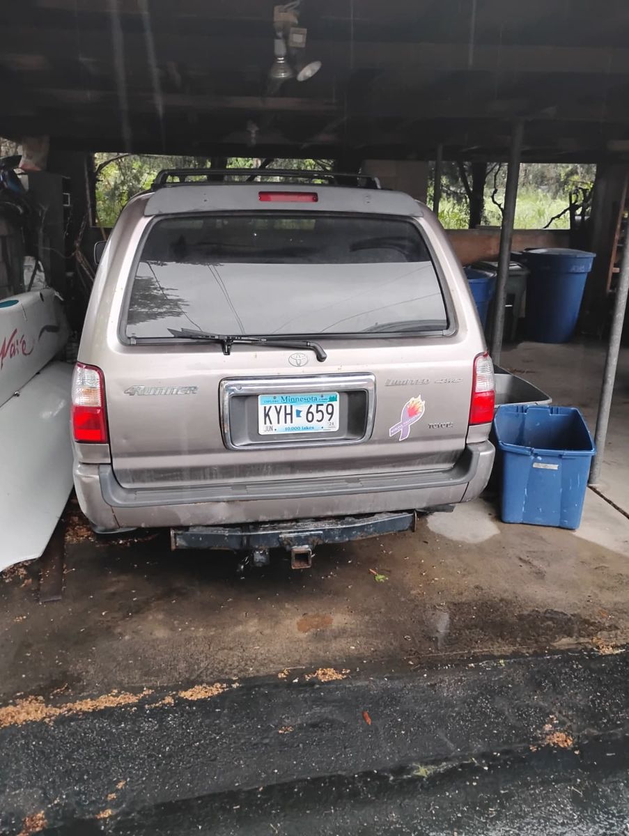 2002 TOYOTA 4RUNNER Limited