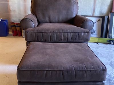 Chair - Comfortable Armchair and Ottoman Set(brown) - Plush Seating for Living Room/Bedroom