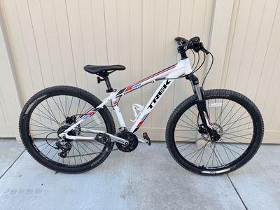 Trek Marlin 6