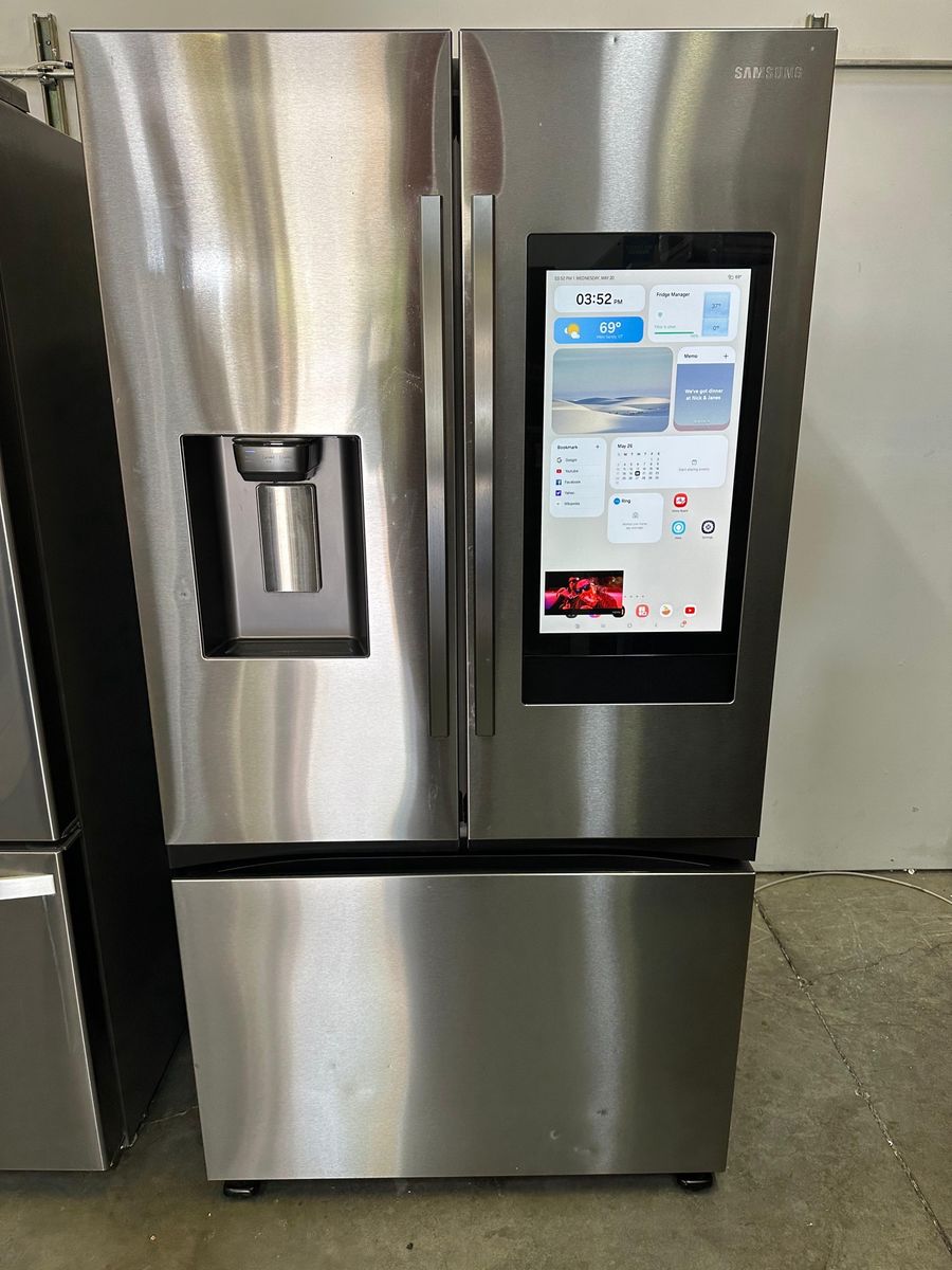 Samsung 25 cu. ft. Mega Capacity Counter-Depth French Door Refrigerator with Family Hub