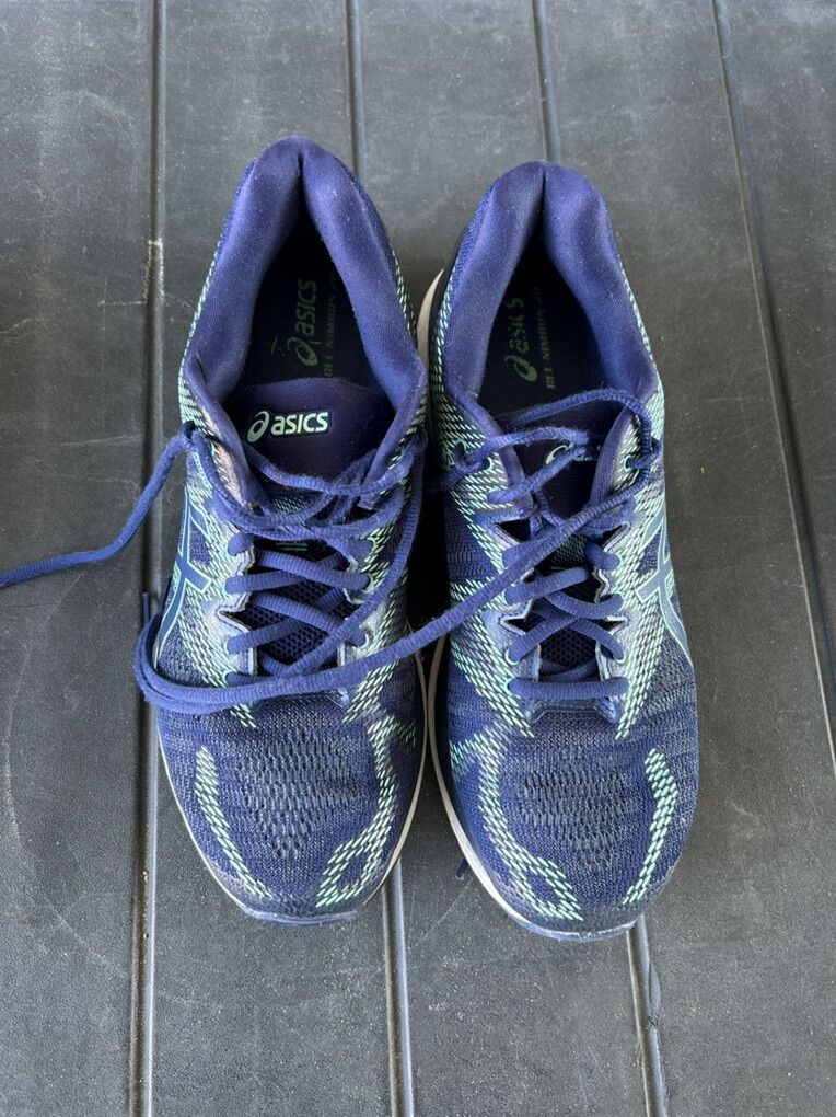 Asic Shoes Size 11 Women’s