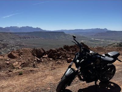 2022 Yamaha MT-07 Motorcycle - Low Miles, Great for Beginners or Experienced Riders