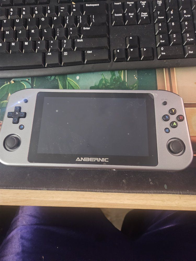 Anbernic Win600 Handheld Pc