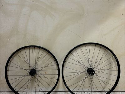 KOM Team Mullet Wheelset