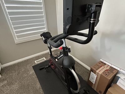 Pro Form Exercise Bike with gel seat and floor mat