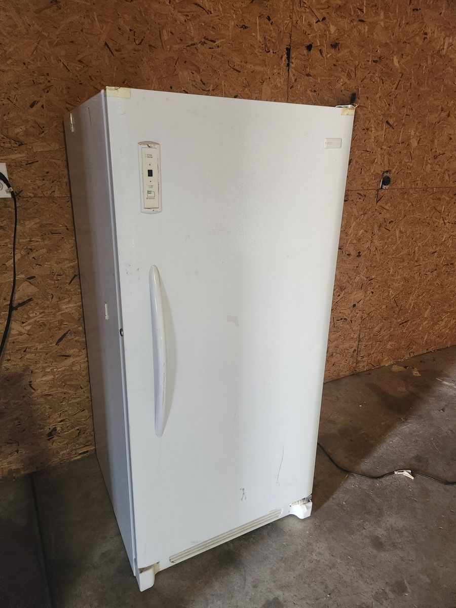 frigaire freezer