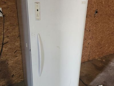 frigaire freezer