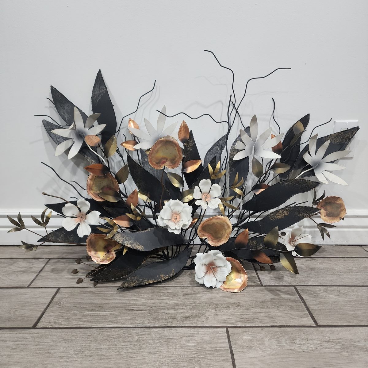 VINTAGE MID CENTURY MODERN CURTIS JERE METAL & COPPER FLOWER GOLD WALL SCULPTURE AMAZING 