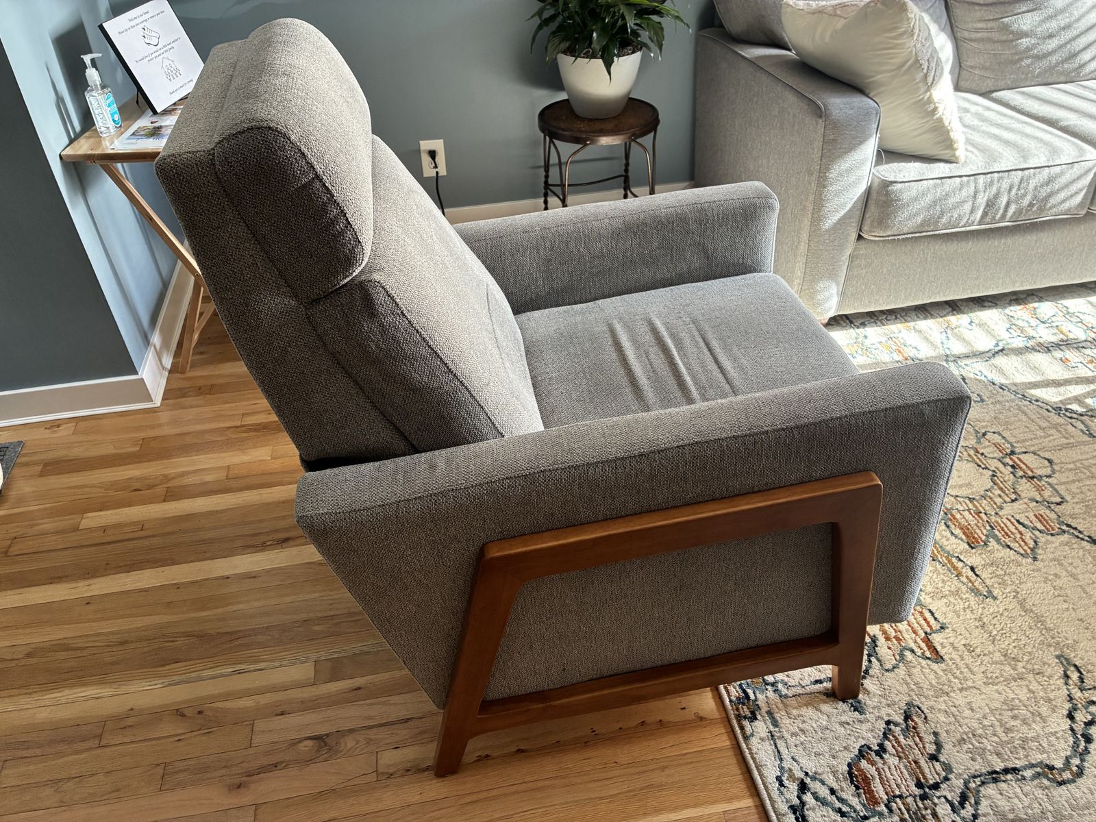 Recliner RC Willey Used