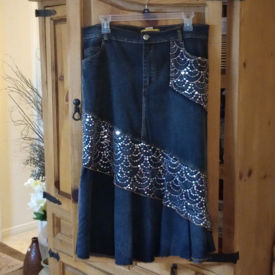 women's western style bling skirt size L